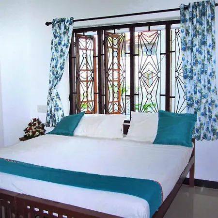 Sea View Apartments Kochi Exterior photo