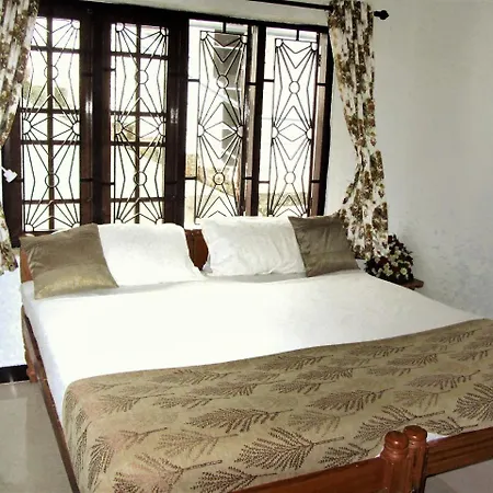Sea View Apartments Kochi Exterior photo