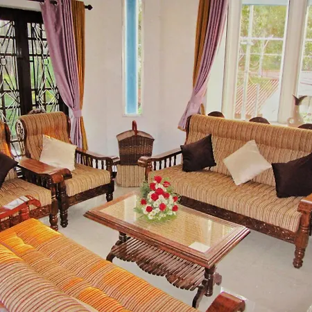 Sea View Apartments Kochi Exterior photo